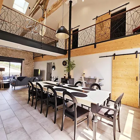 Loft De Magnac, Spacieux Et Moderne * Magnac-sur-Touvre