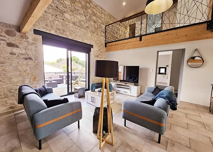 Loft De Magnac, Spacieux Et Moderne * Magnac-sur-Touvre