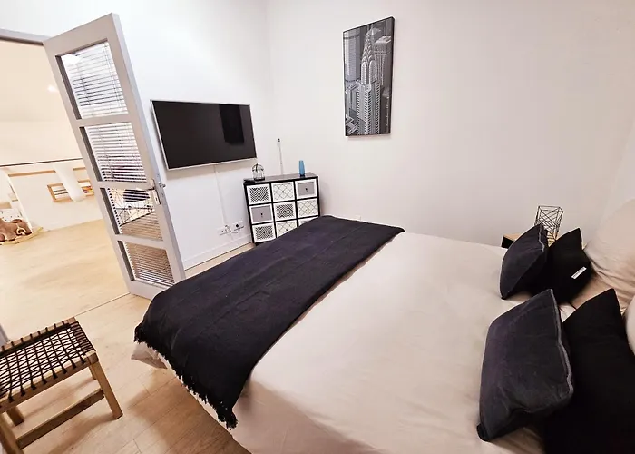 Apartamento Loft De Magnac, Spacieux Et Moderne