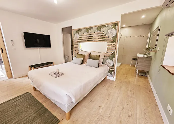 Loft De Magnac, Spacieux Et Moderne